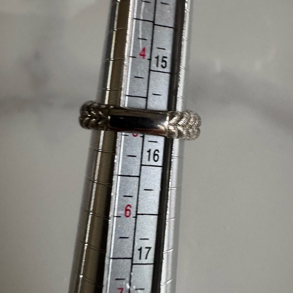 Green  stone Ring with Ornate Silver Setting - Picture 7 of 10